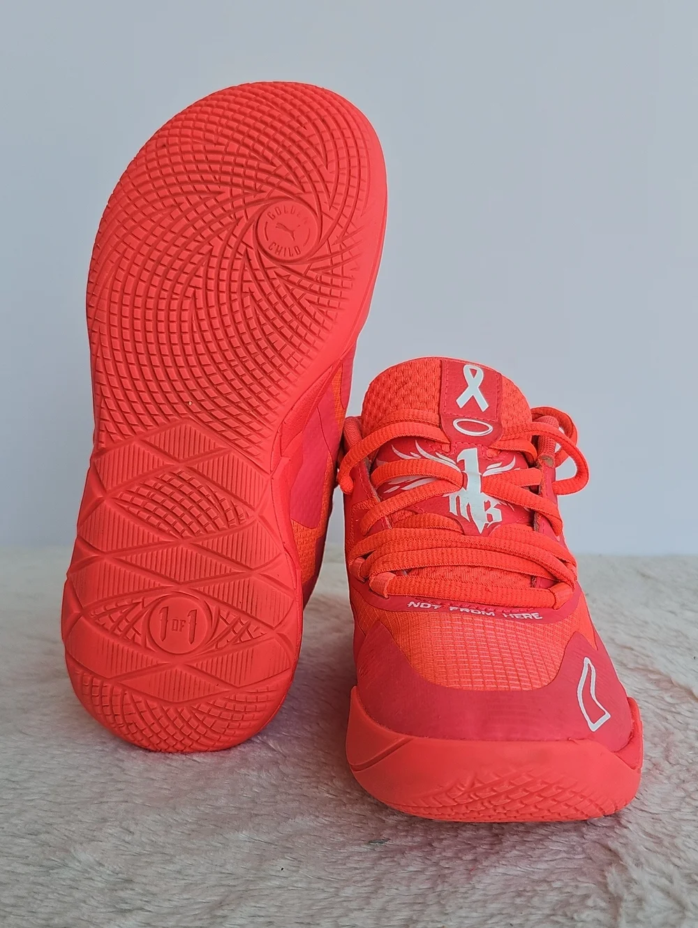 Puma MB.01 Jr Breast Cancer Awareness Pink Alert GS Size 4.5Y (309824-01)